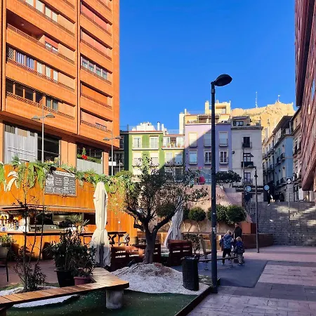 Amplio En Pleno Corazon De Appartement Alicante
