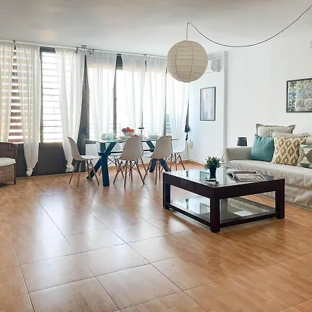 Apartment Amplio En Pleno Corazon De