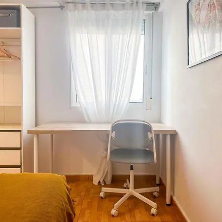 Apartment Amplio En Pleno Corazon De Alicante